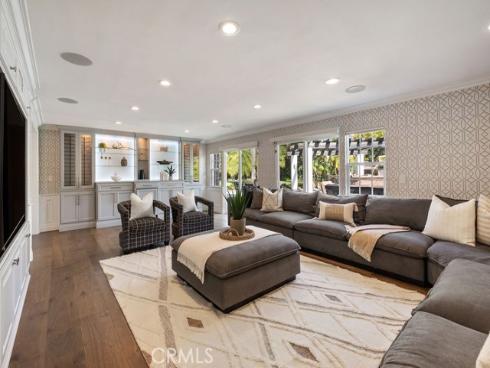 10262  Old Lamplighter   Lane, Villa Park, CA