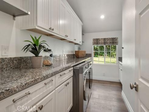 10262  Old Lamplighter   Lane, Villa Park, CA