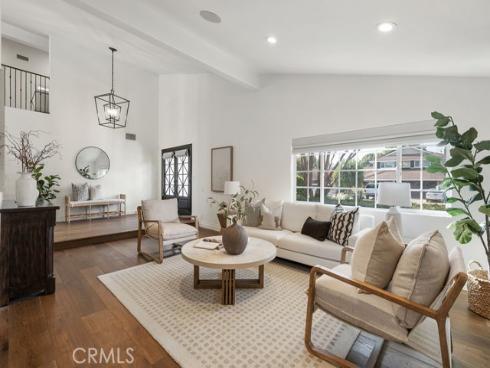 10262  Old Lamplighter   Lane, Villa Park, CA