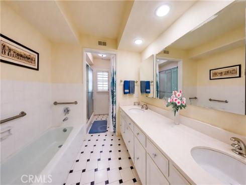 9312 Smoketree , Villa Park, CA