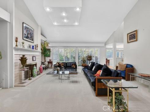 9312 Smoketree , Villa Park, CA