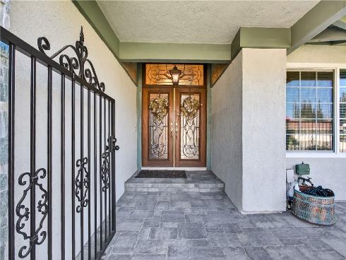 18062  Rosanne  , Villa Park, CA