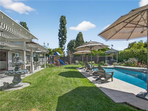 18062  Rosanne  , Villa Park, CA