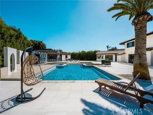 10282  Old Lamplighter   Lane, Villa Park, CA