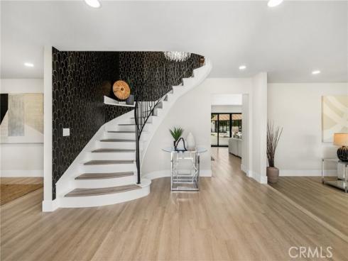 10282  Old Lamplighter   Lane, Villa Park, CA