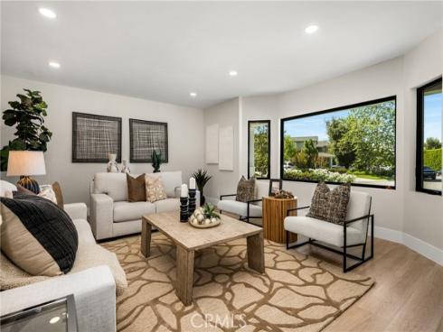 10282  Old Lamplighter   Lane, Villa Park, CA