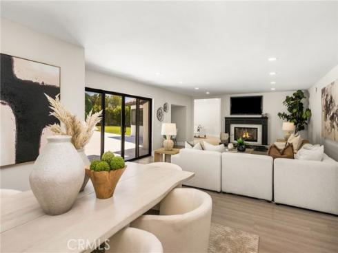 10282  Old Lamplighter   Lane, Villa Park, CA