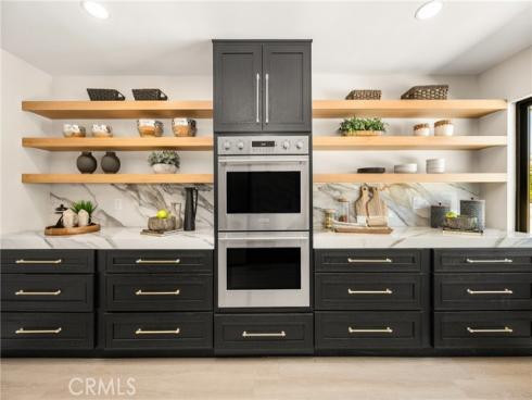 10282  Old Lamplighter   Lane, Villa Park, CA