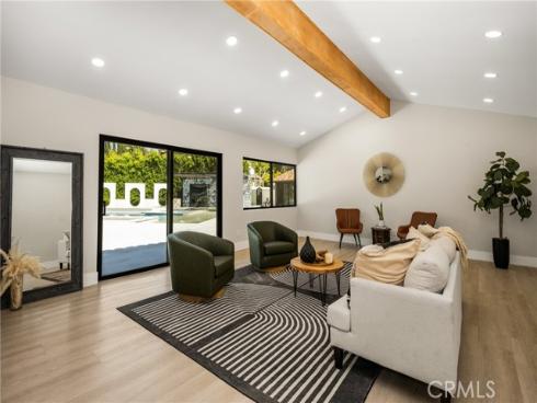 10282  Old Lamplighter   Lane, Villa Park, CA