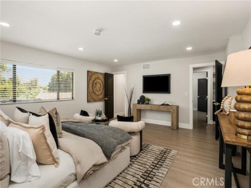 10282  Old Lamplighter   Lane, Villa Park, CA