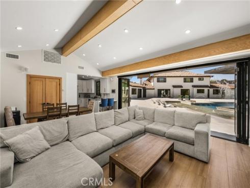 10282  Old Lamplighter   Lane, Villa Park, CA