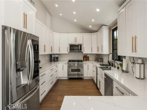 10282  Old Lamplighter   Lane, Villa Park, CA