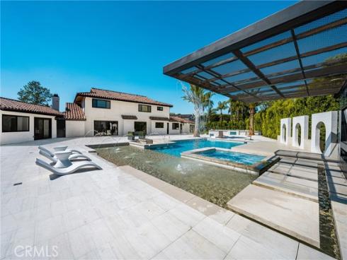 10282  Old Lamplighter   Lane, Villa Park, CA