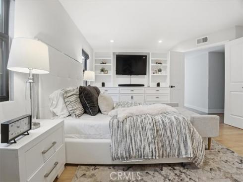 10132 Phelan , Villa Park, CA
