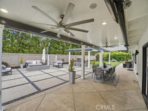 10132 Phelan , Villa Park, CA