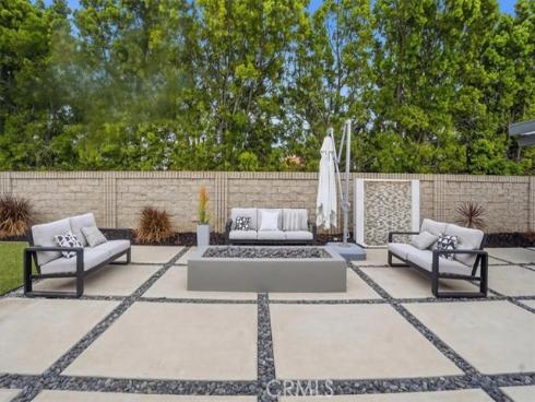 10132 Phelan , Villa Park, CA
