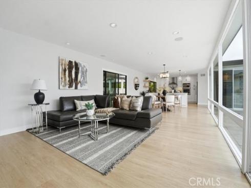 10132 Phelan , Villa Park, CA