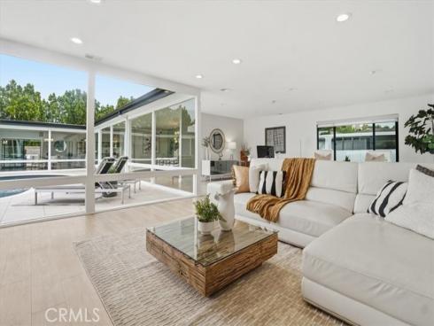 10132 Phelan , Villa Park, CA
