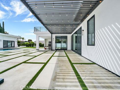18852 Canyon Crest Drive, Villa Park, CA