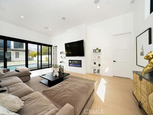 18852 Canyon Crest Drive, Villa Park, CA