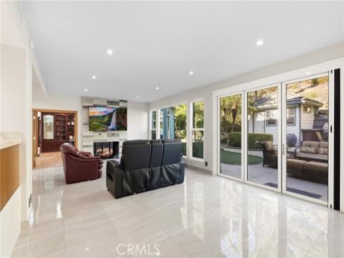 5 Estates Drive, Villa Park, CA