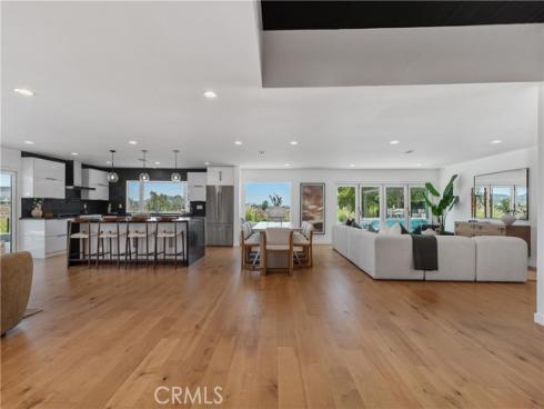 18512 Lincoln Cir , Villa Park, CA