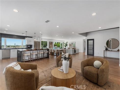 18512 Lincoln Cir , Villa Park, CA