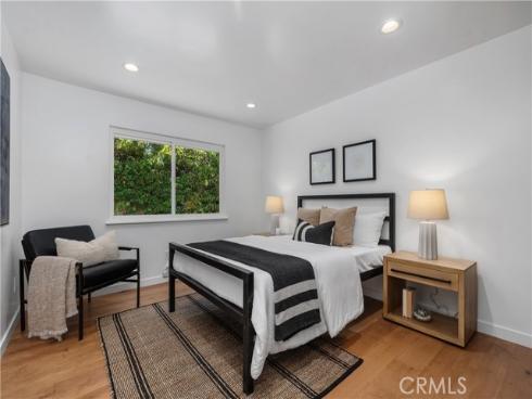18512 Lincoln Cir , Villa Park, CA