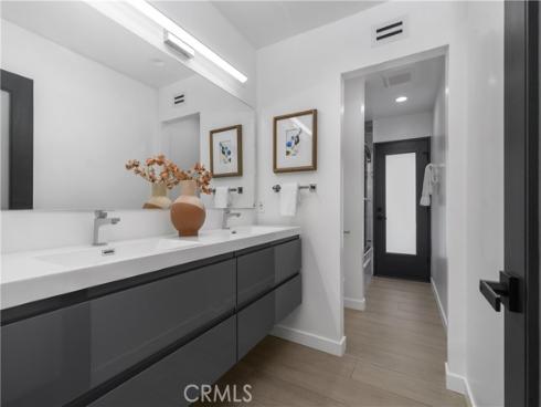 18512 Lincoln Cir , Villa Park, CA