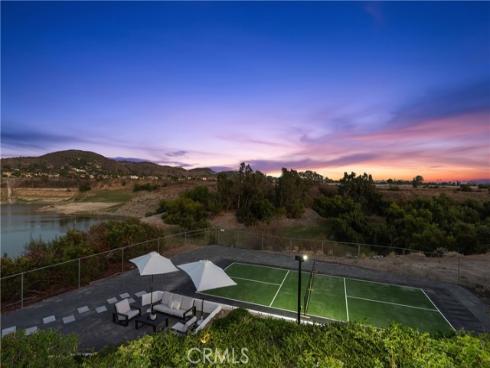 18512 Lincoln Cir , Villa Park, CA
