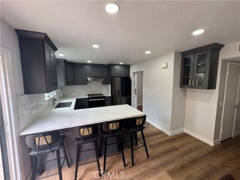 8962 Barcelona , Westminster, CA