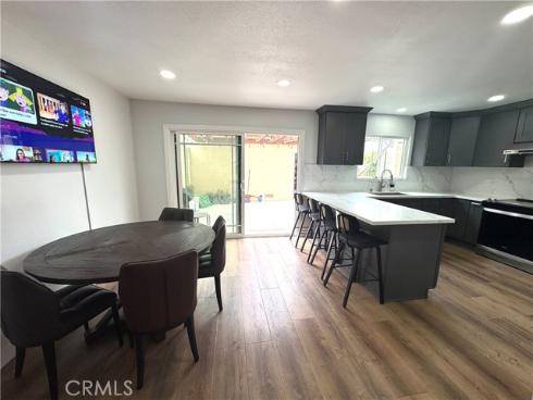 8962 Barcelona , Westminster, CA