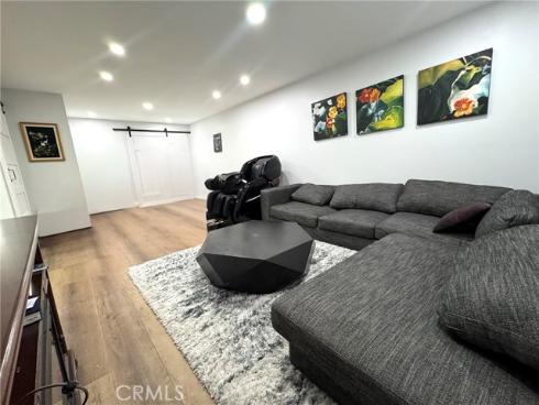 8962 Barcelona , Westminster, CA