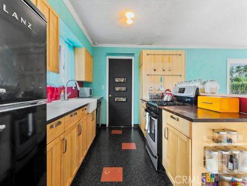 6072  Navajo Road  , Westminster, CA