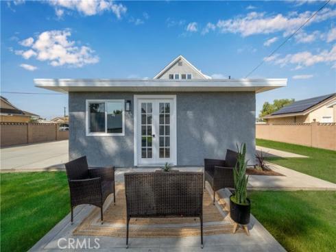 6131 Chickasaw Drive, Westminster, CA