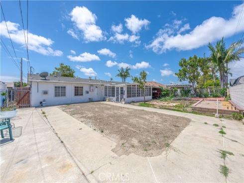 6371 Shawnee Road, Westminster, CA