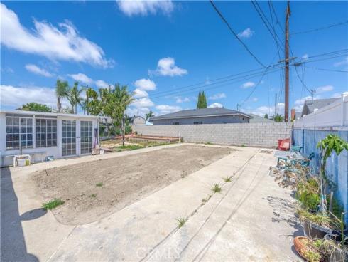 6371 Shawnee Road, Westminster, CA