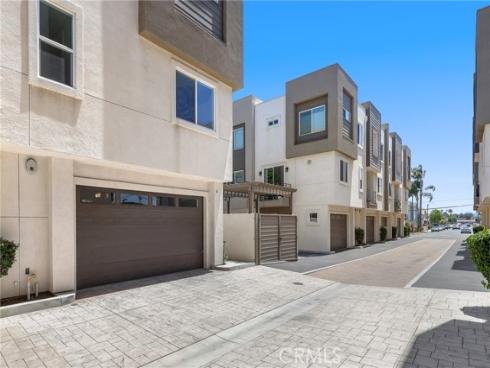 7205 21st Street, Westminster, CA