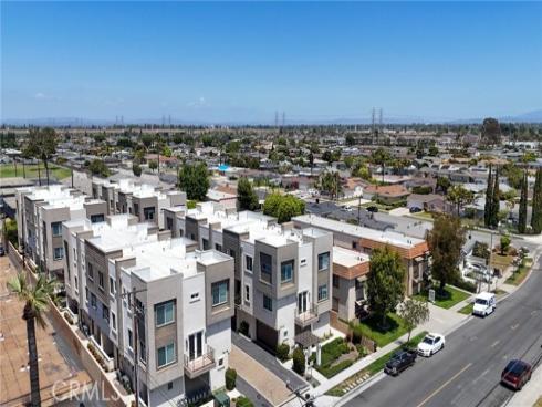 7205 21st Street, Westminster, CA