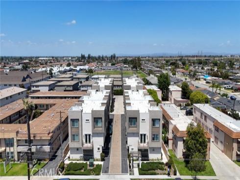 7205  21st   Street, Westminster, CA