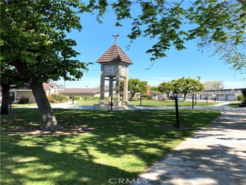 5042 Hampton Court, Westminster, CA