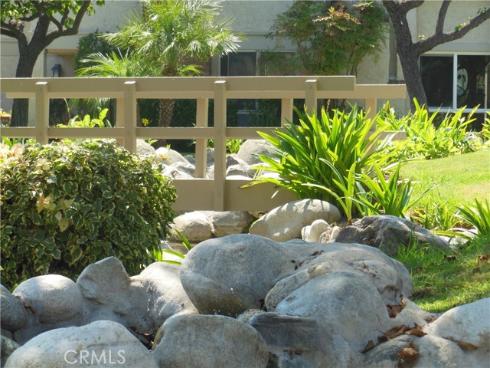 5042 Hampton Court, Westminster, CA