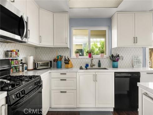 10172 Cabo Drive, Westminster, CA