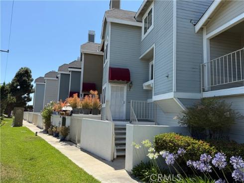 13036  Springarden   Lane, Westminster, CA