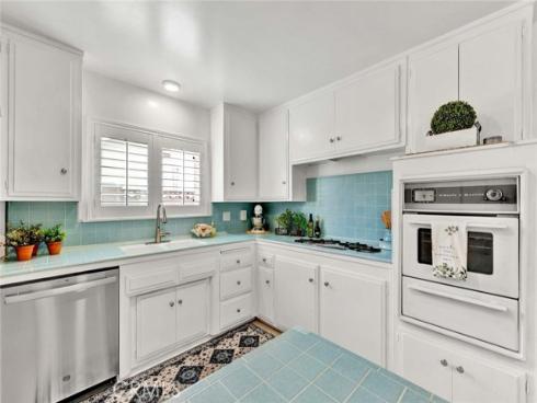 13321 Edinburgh Drive, Westminster, CA