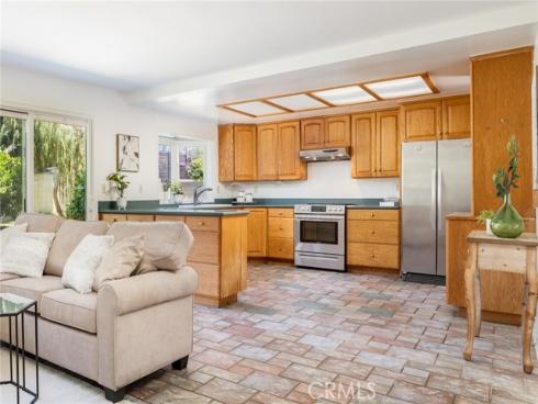 5461 Saint Mary's Cir , Westminster, CA