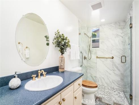 5461 Saint Mary's Cir , Westminster, CA