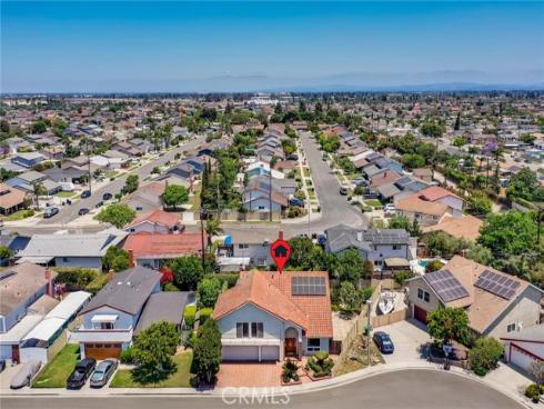 5461 Saint Mary's Cir , Westminster, CA