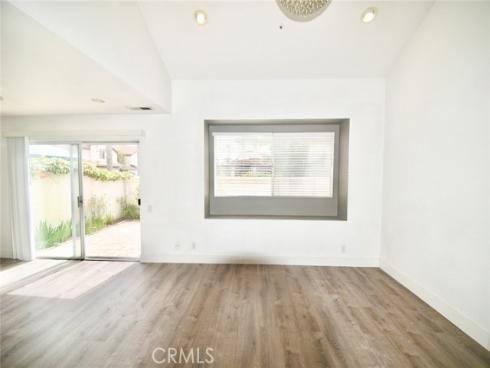 8894 Grandville CI35 Circle, Westminster, CA