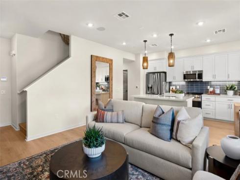 7015 Solara , Westminster, CA